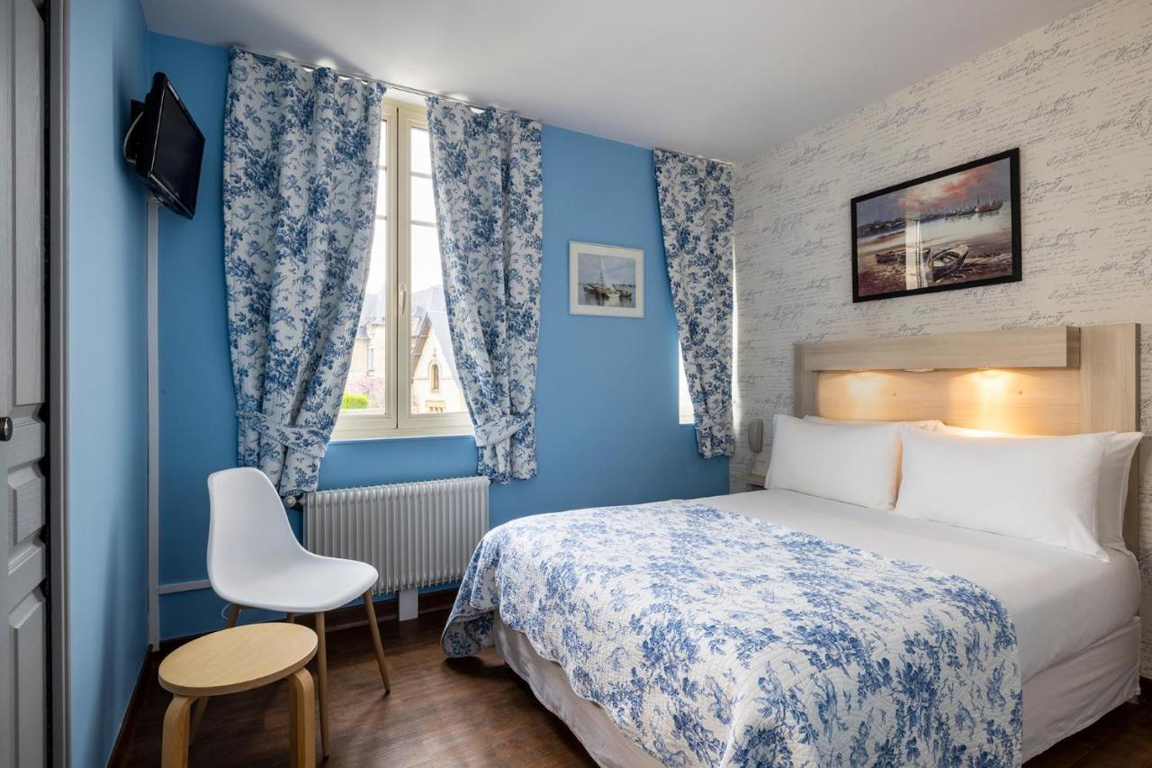 Hotel De Lion Sur Mer Buitenkant foto