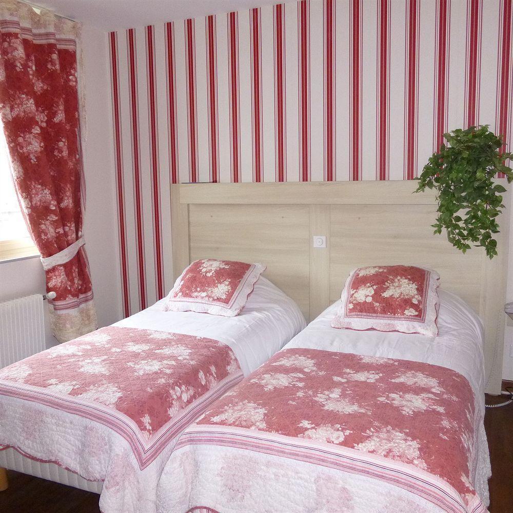 Hotel De Lion Sur Mer Buitenkant foto